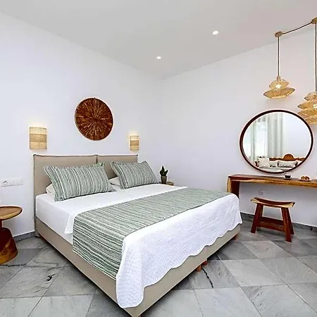 Christiana Hotel Parikia (Paros)